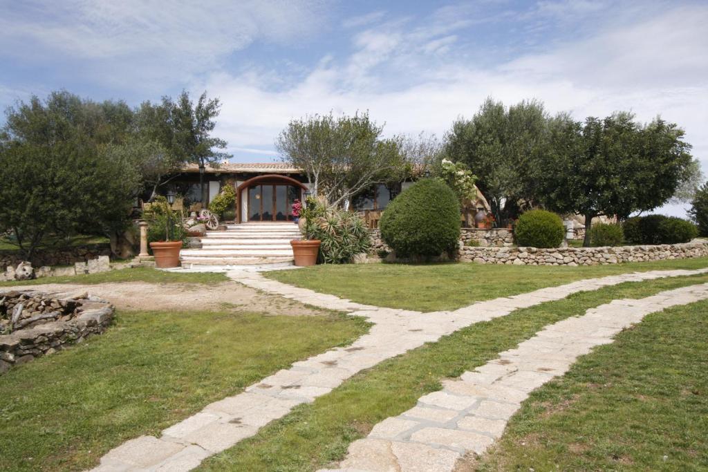 Jaddhu Agriturismo Country Resort Arzachena Exterior photo