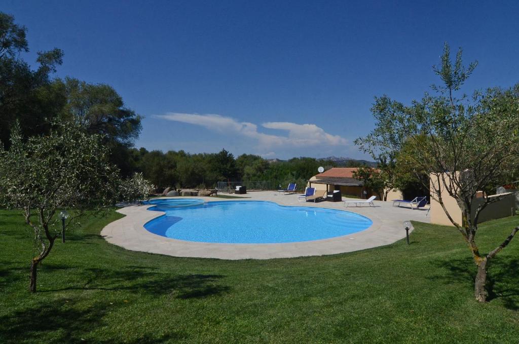 Jaddhu Agriturismo Country Resort Arzachena Exterior photo